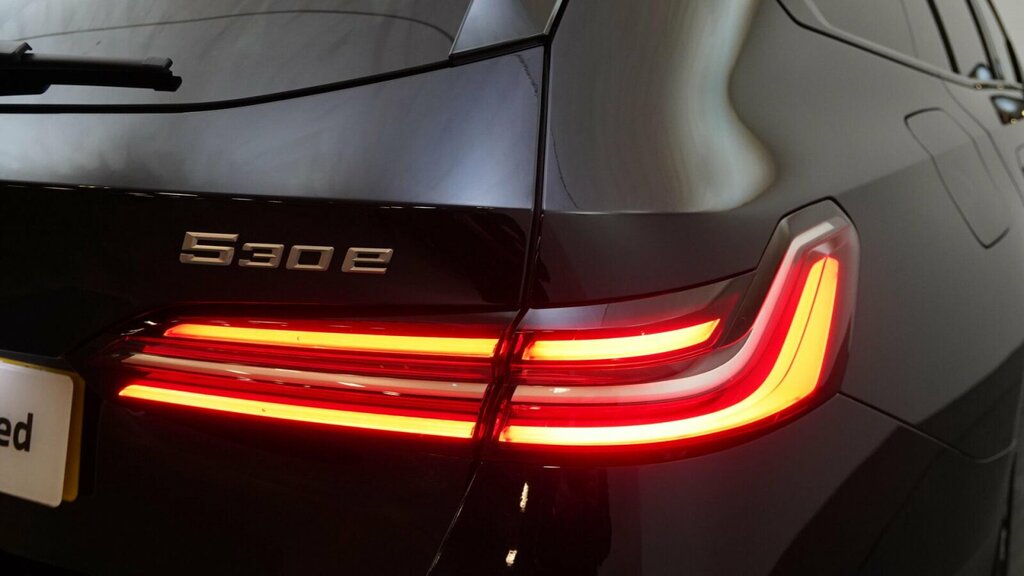 BMW 5 Series 520I M Sport Pro Saloon White #21