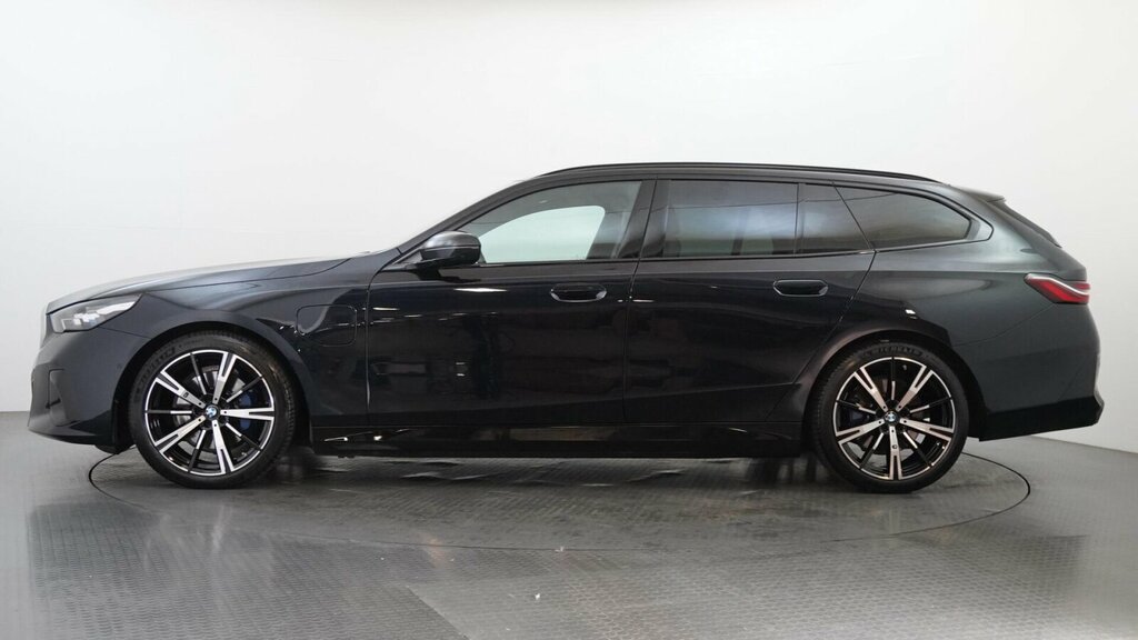 BMW 5 Series 520I M Sport Pro Saloon White #23