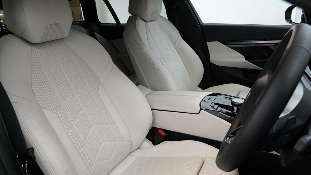 BMW 5 Series 520I M Sport Pro Saloon White #36