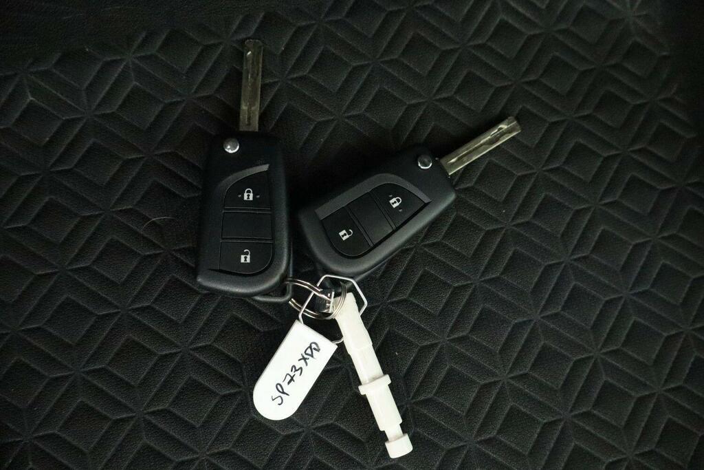 Toyota Aygo X 1.0 Vvt-i Edge Blue #25