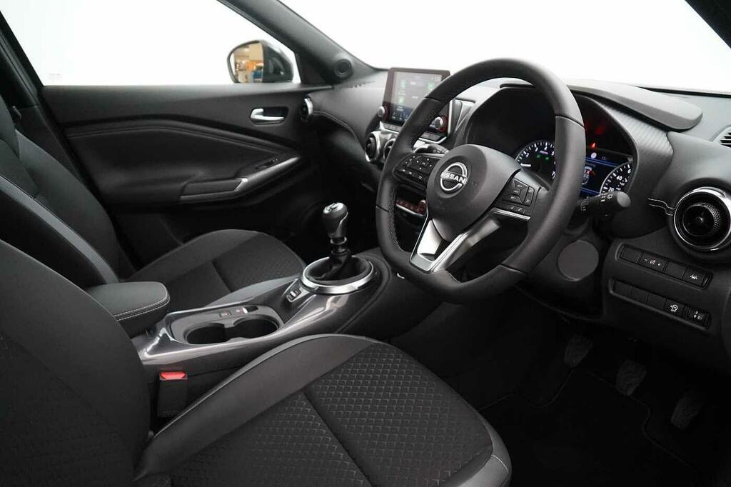 Nissan Juke 2023 1.0 Dig-t N-connecta Suv Dct Grey #18