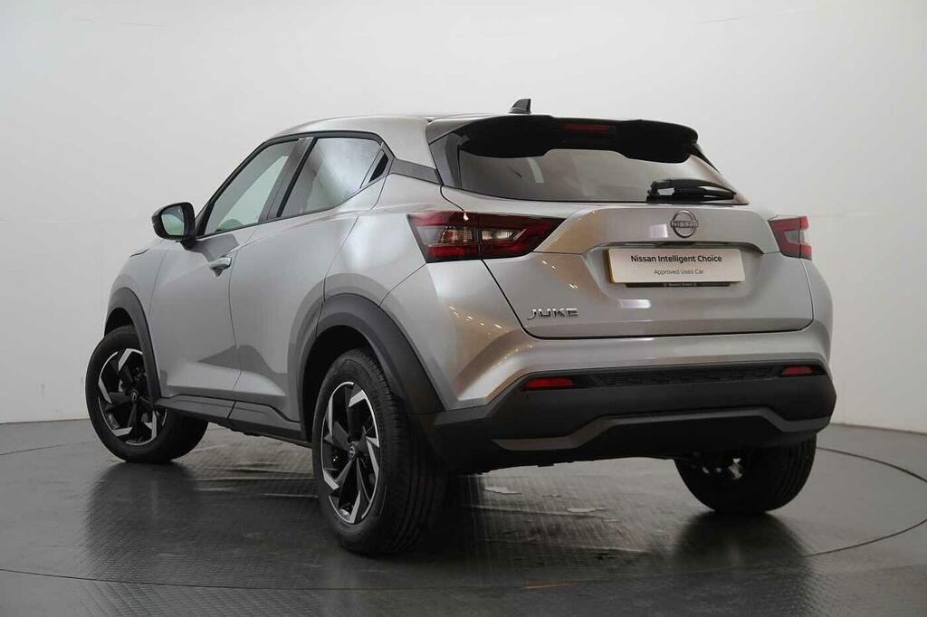 Nissan Juke 1.0 Dig-t 114 N-connecta With Sat Nav And Rear Vie Silver #3