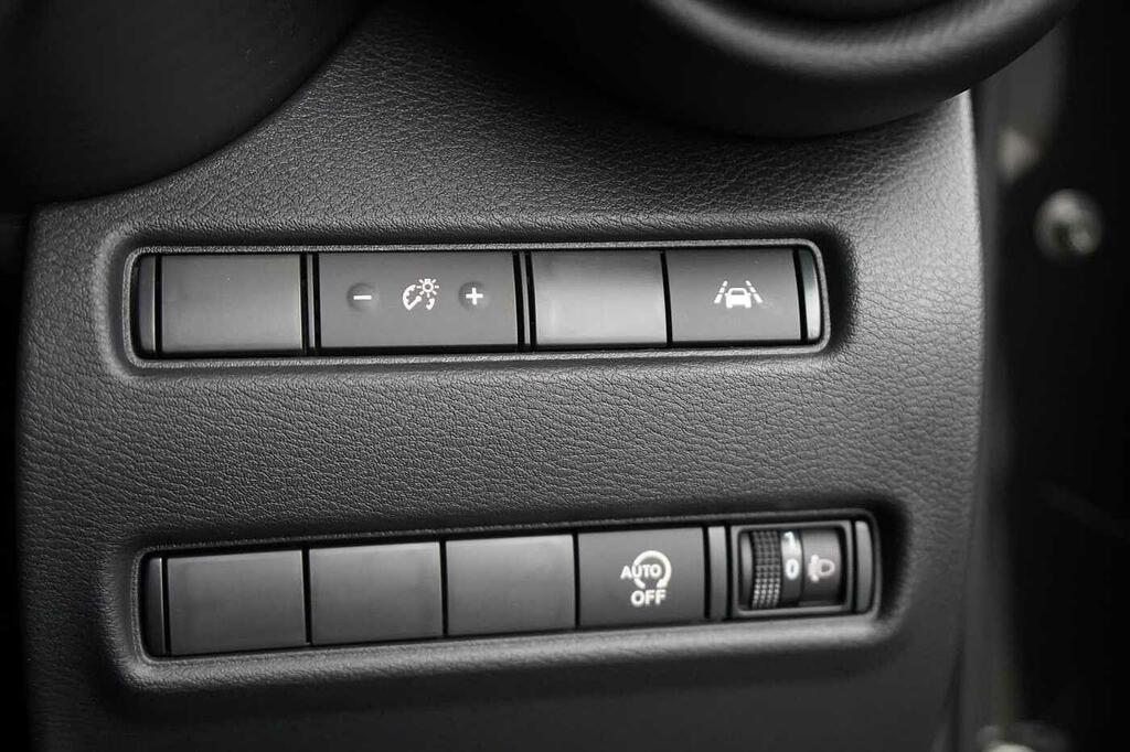 Nissan Juke 2023 1.0 Dig-t N-connecta Suv Dct Grey #36