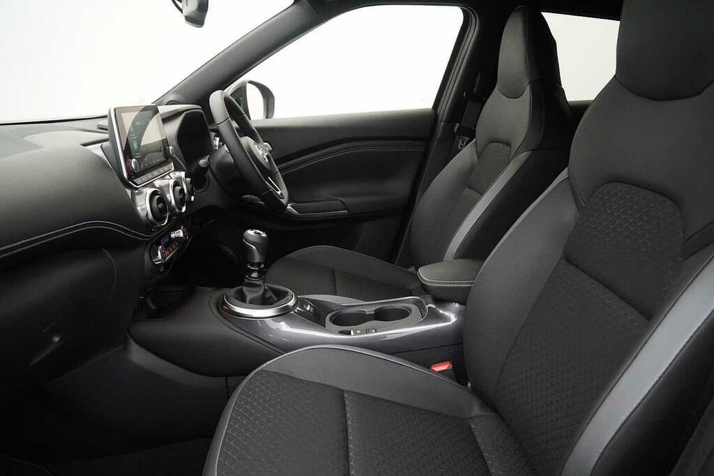 Nissan Juke 2023 1.0 Dig-t N-connecta Suv Dct Grey #14