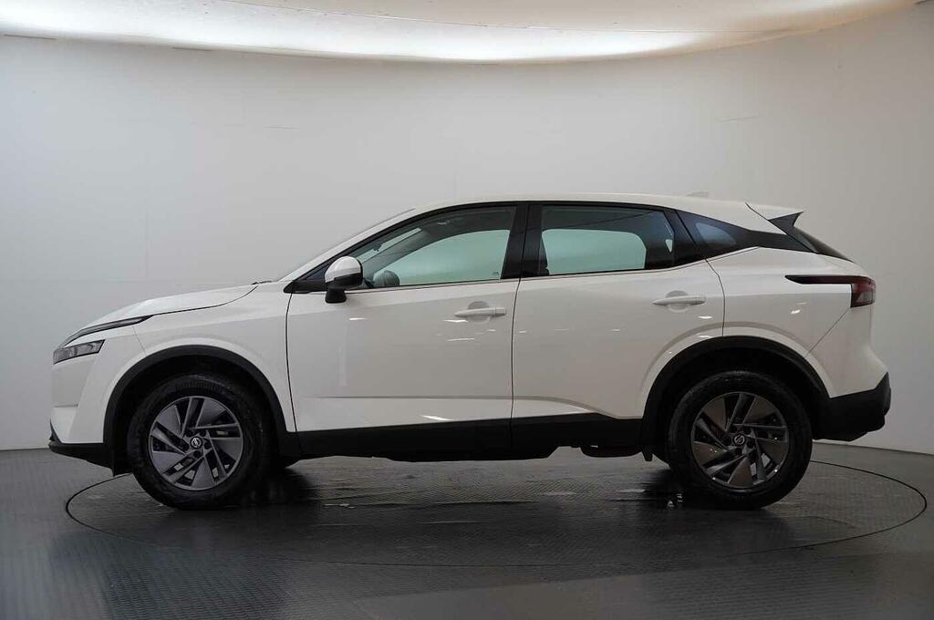 Nissan Qashqai 1.3 Dig-t Mh 140 Acenta Premium With Rear View Cam White #5
