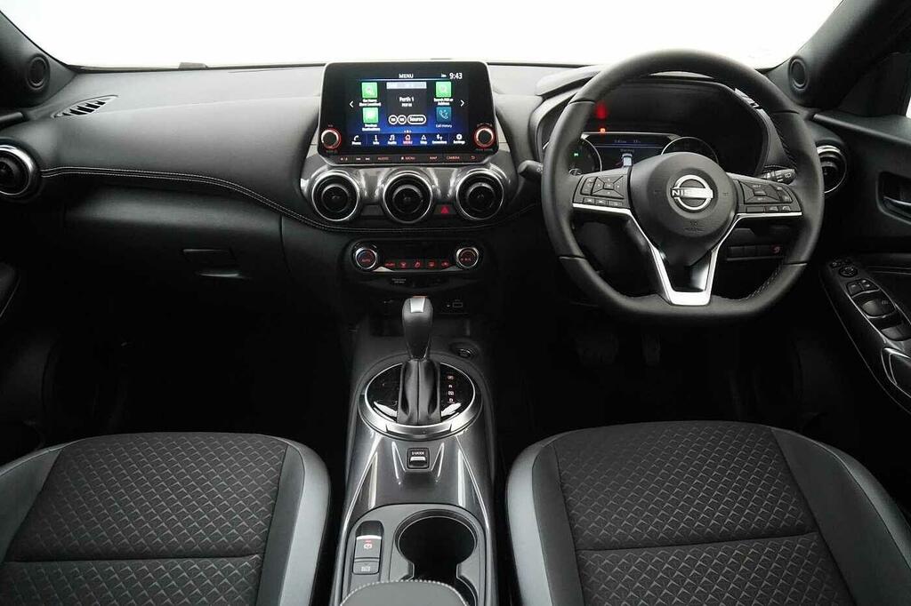 Nissan Juke Nissan Juke N-connecta Silver #11