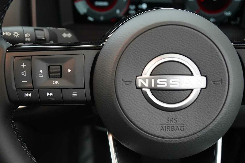 Nissan Qashqai 1.3 Dig-t Mh Acenta Premium Blue #37