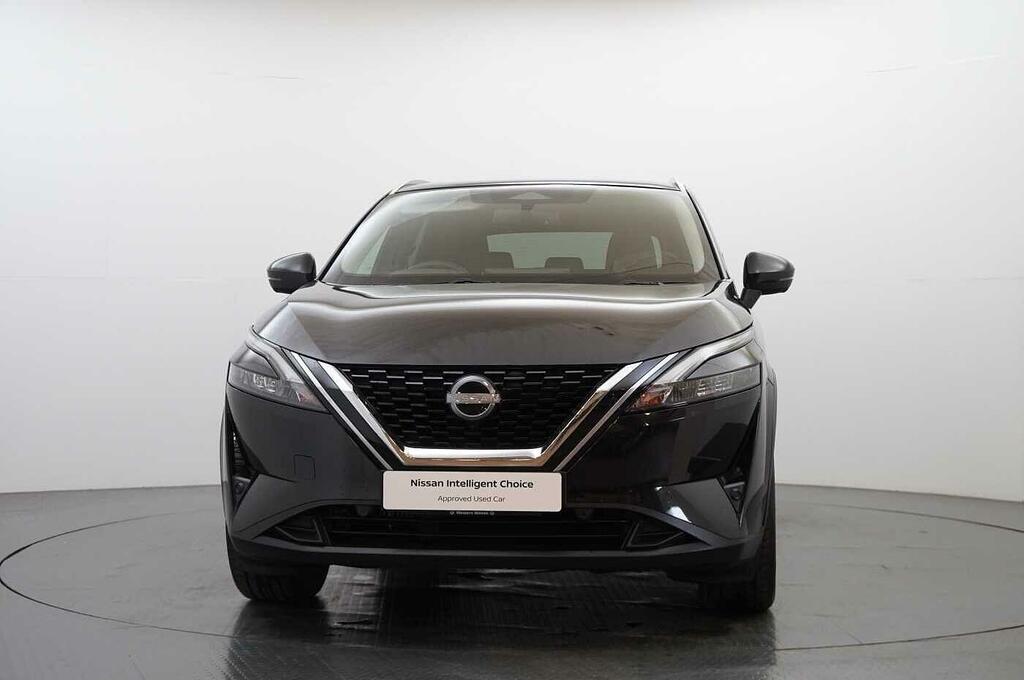 Nissan Qashqai 1.3 Dig-t Mh 140 N-connecta With Glass Roof Sat Black #4
