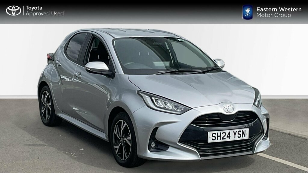 Toyota Yaris 1.5 Vvt-h Design E-cvt Euro 6 Ss Silver
