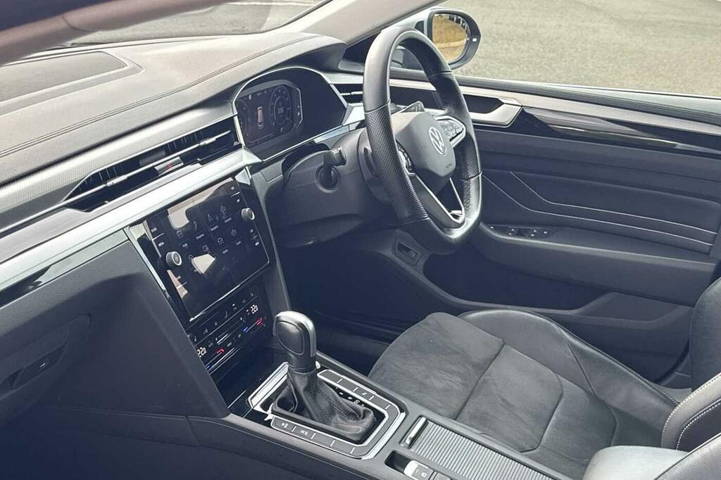 Volkswagen Arteon 2.0 Tdi Elegance Dsg Black #2