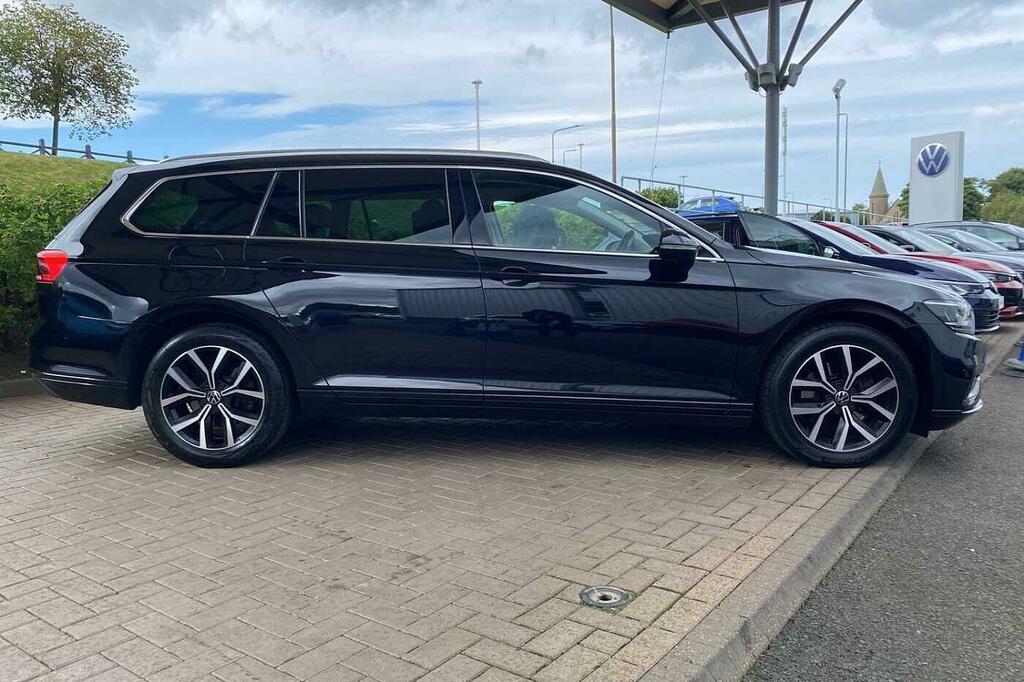 Volkswagen Passat 2.0 Tdi Evo Scr Sel Dsg Black #4