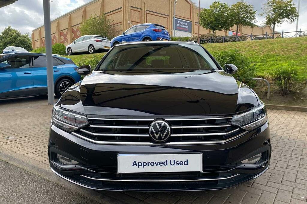 Volkswagen Passat Estate Executive 2.0 Tdi Bmt 140Ps 6-Speed Dsg 5 D Grey #7