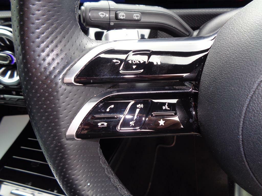 Mercedes-Benz A Class 1.3 A180 Amg Line Executive Saloon 7G Black #19