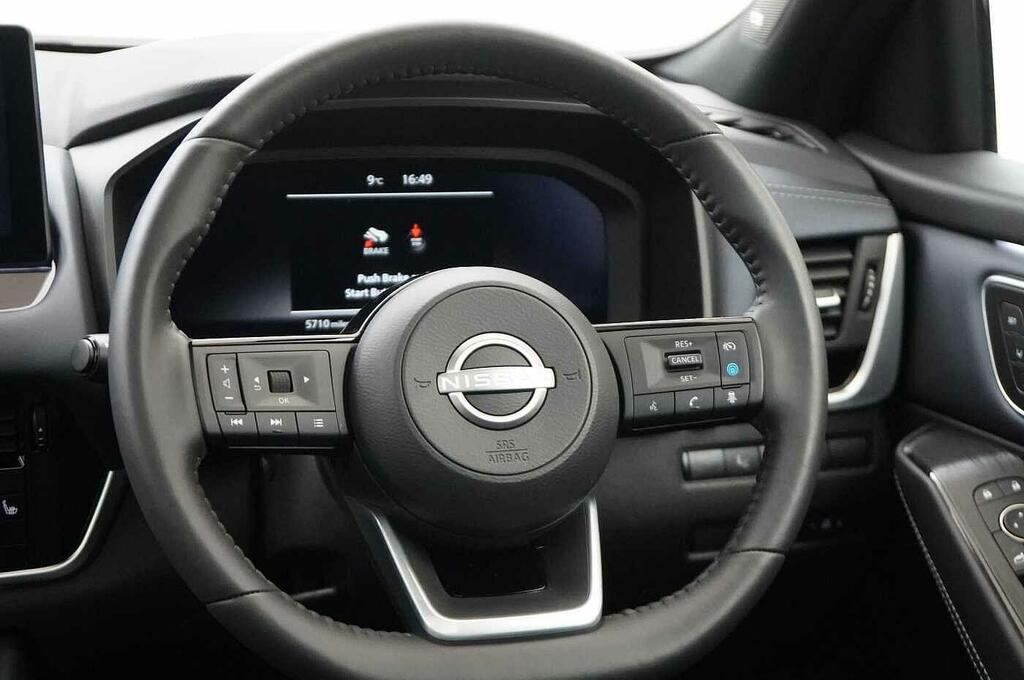 Nissan Qashqai 1.3 Dig-t Mh N-connecta Grey #32