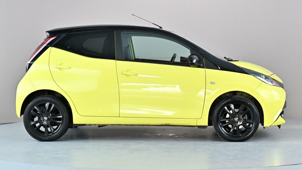 Toyota Aygo 1.0 Vvt-i X-cite 3 Yellow Bi-tone Hatchback Pe SM16SDZ Yellow #6