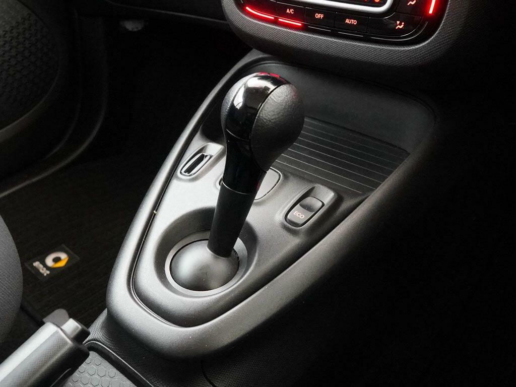 Smart Fortwo Coupe Coupe 17.6Kwh Prime Exclusive 22Kw Charg White #12