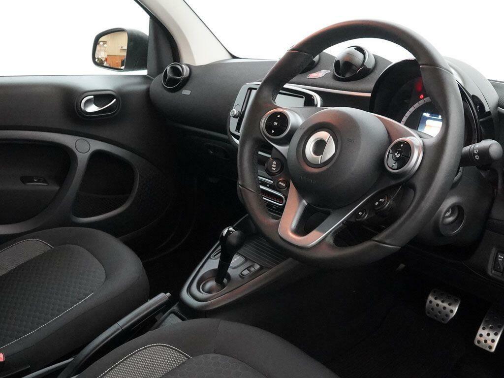 Smart Fortwo Coupe Coupe 17.6Kwh Prime Exclusive 22Kw Charg White #9