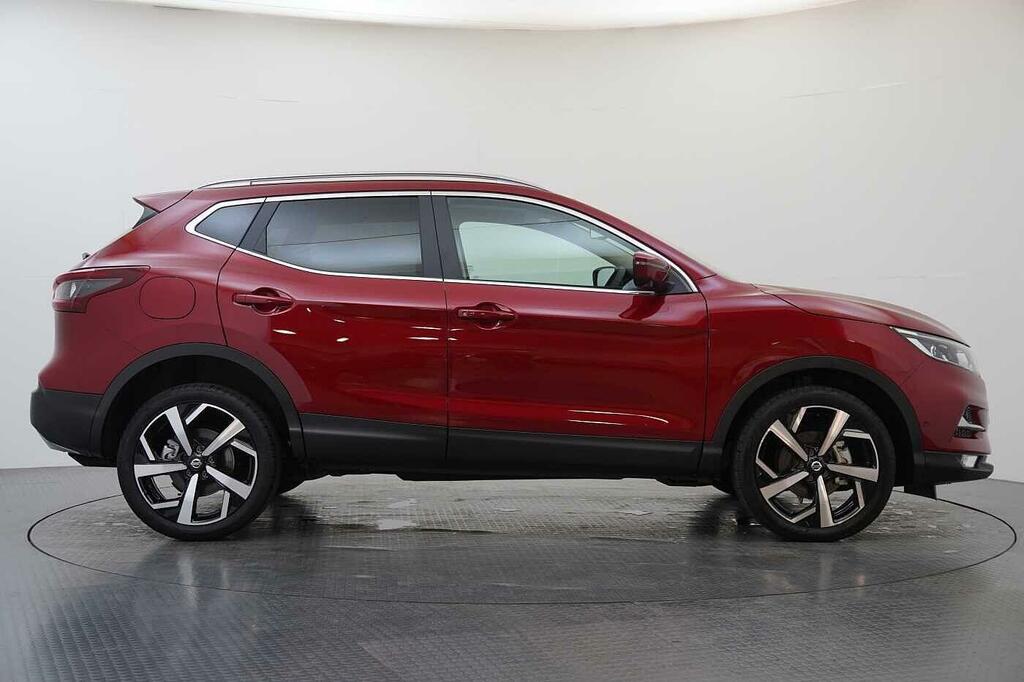 Nissan Qashqai 1.6 Dci 130 2Wd Tekna With With Bose Audio And Gla Red #6
