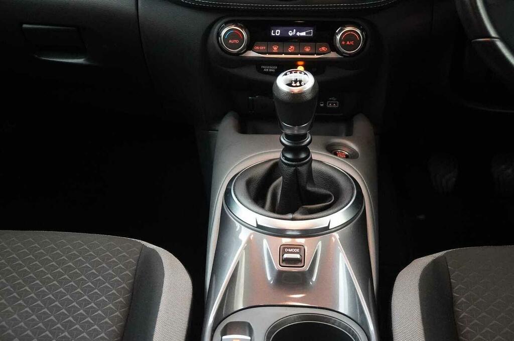 Nissan Juke 1.0 Dig-t N-connecta 114Ps Dct 5-Door Silver #26