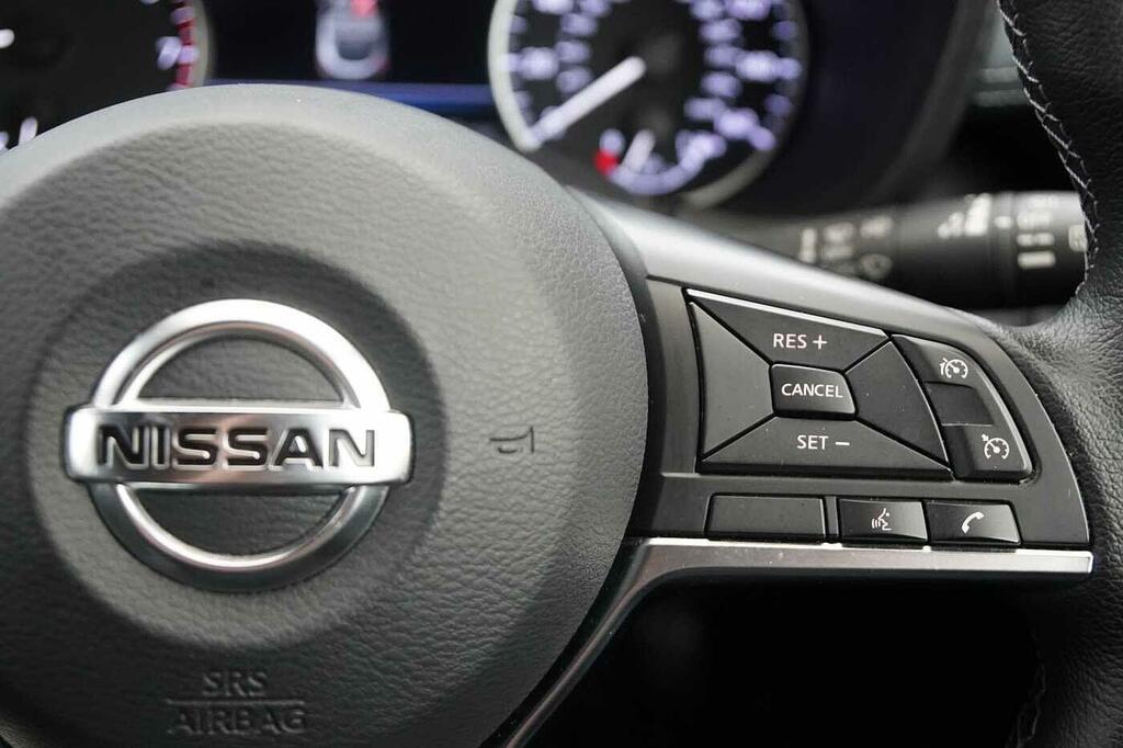 Nissan Juke 1.0 Dig-t N-connecta 114Ps Dct 5-Door Silver #33