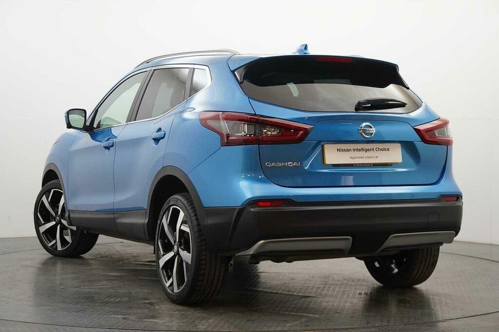 Nissan Qashqai 1.3 Dig-t 140 N-motion With Panoramic Glass Roof A Blue #3