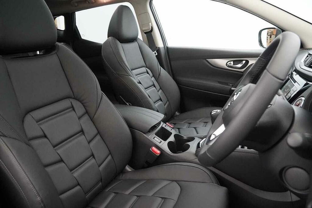 Nissan Qashqai 1.3 Dig-t 140Ps N-connecta Blue #18