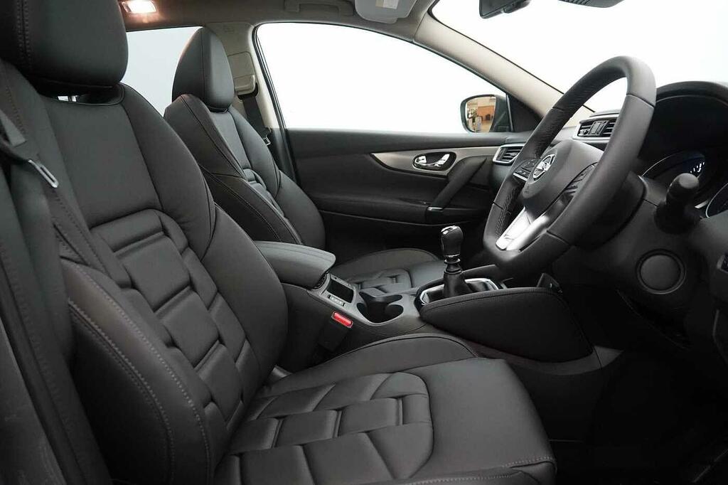 Nissan Qashqai 1.3 Dig-t 140Ps N-connecta Blue #19