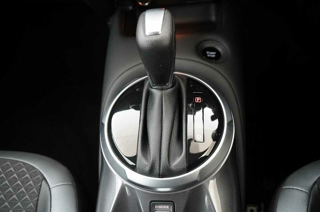 Nissan Juke 1.6 N Connecta Suv Hybrid Grey #24