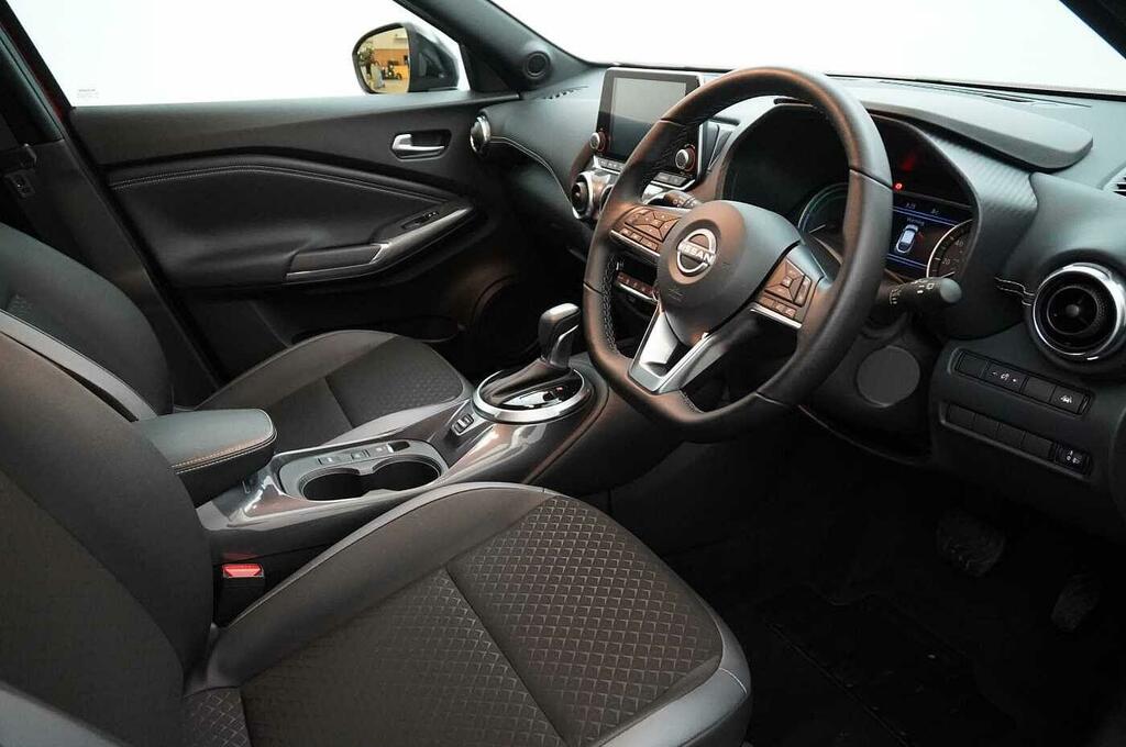 Nissan Juke 1.6 N Connecta Suv Hybrid Grey #16