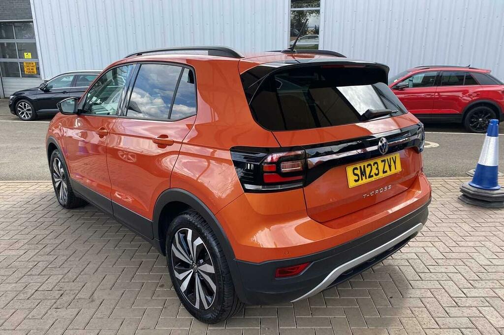 Volkswagen T-Cross 1.0 Tsi Black Edition Orange #3