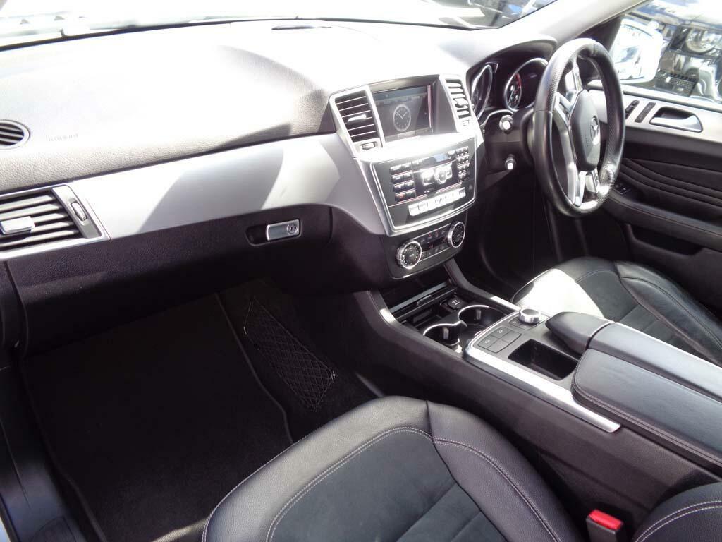 Mercedes-Benz M Class Ml 350 Bluetec Amg Line Silver #3