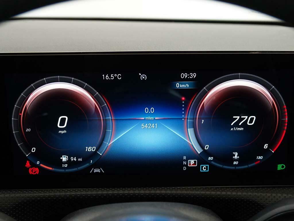Mercedes-Benz A Class Mercedes-benz A Class 1.3 A200 Amg Line 7G-dct Eur Grey #4
