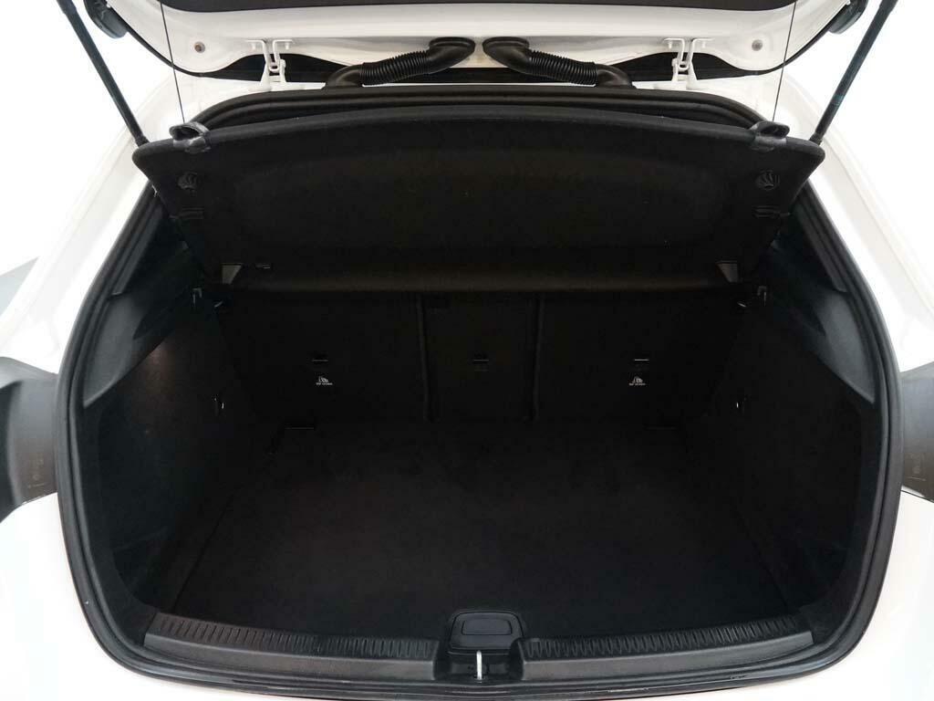 Mercedes-Benz A Class Mercedes-benz A Class 1.3 A200 Amg Line 7G-dct Eur Grey #10