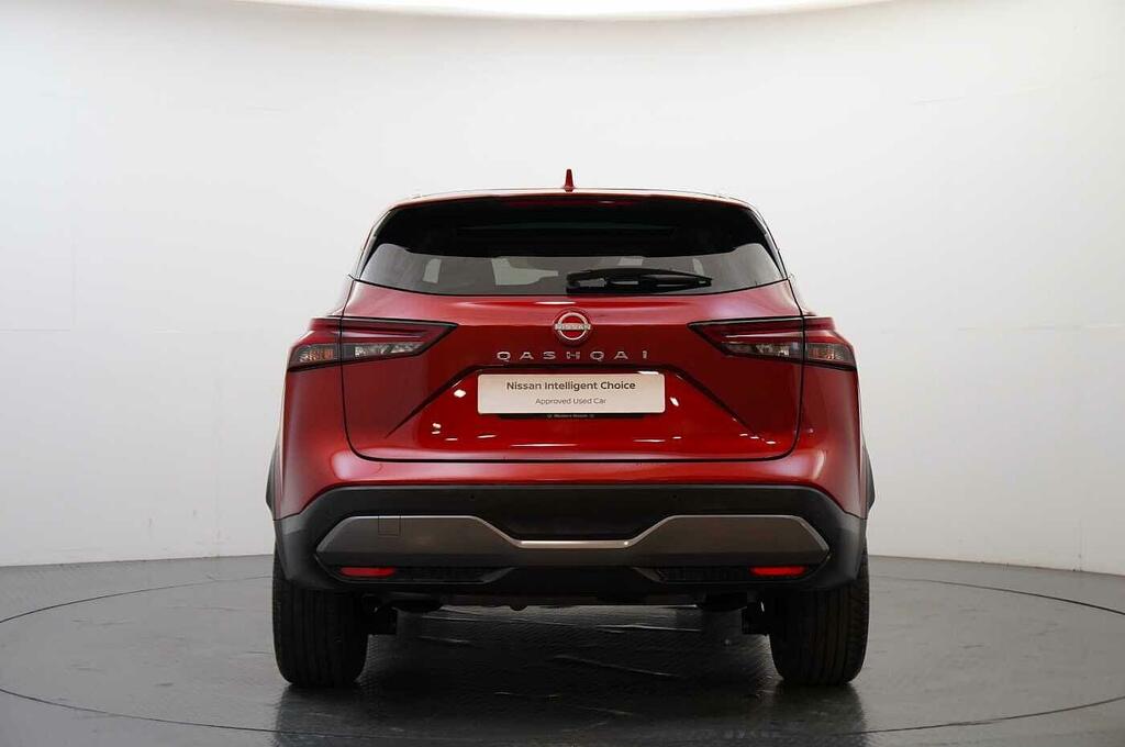 Nissan Qashqai 1.3 Dig-t Mh 140 N-connecta With Glass Roof Sat Red #6