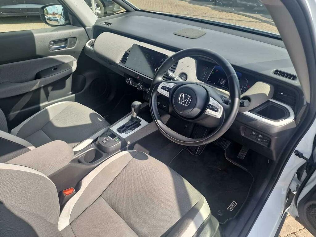 Honda Jazz 1.5 I-mmd Hybrid Crosstar Ex Ecvt White #15
