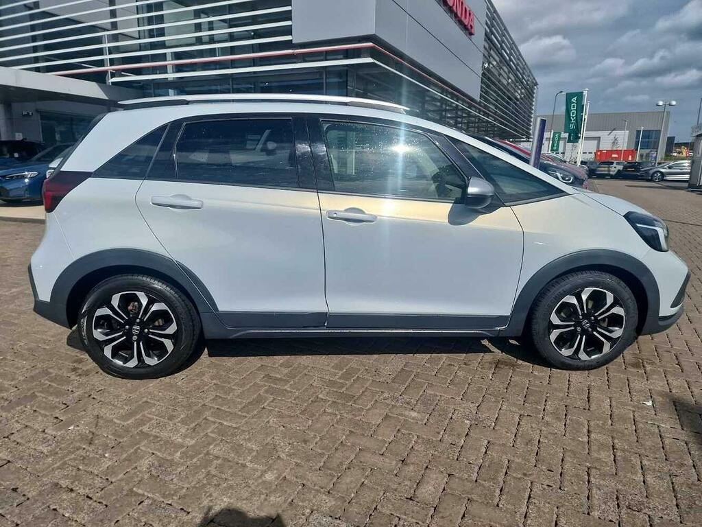 Honda Jazz 1.5 I-mmd Hybrid Crosstar Ex Ecvt White #5