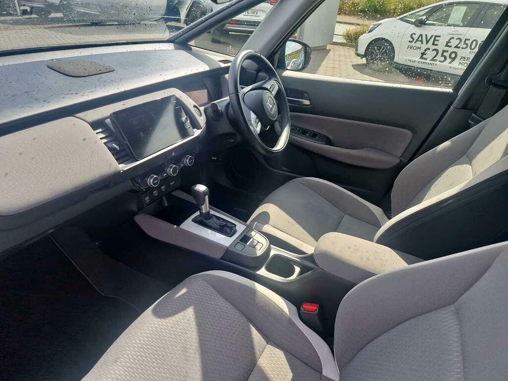 Honda Jazz 1.5 I-mmd Hybrid Crosstar Ex Ecvt White #2
