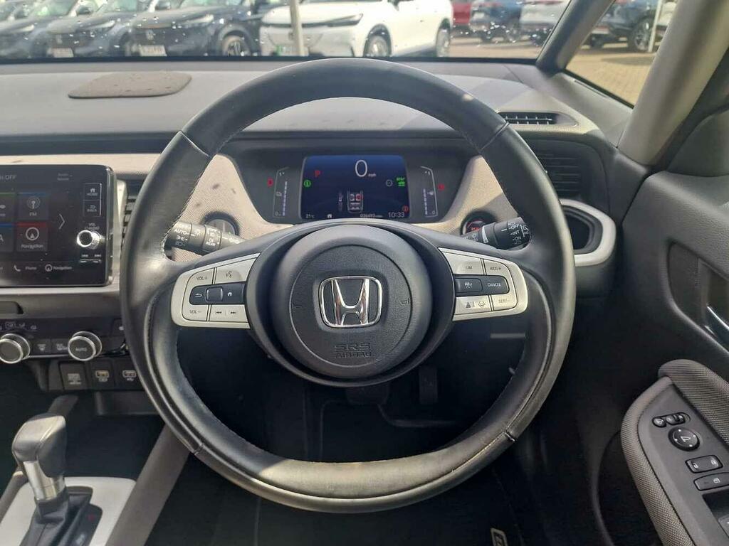 Honda Jazz 1.5 I-mmd Hybrid Crosstar Ex Ecvt White #11