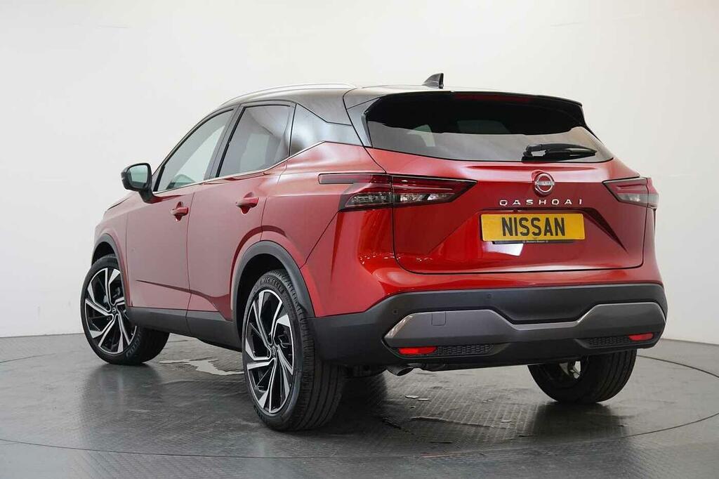 Nissan Qashqai 1.3 Dig-t Mh 158 Tekna X-tronic With Bose Au Red #3