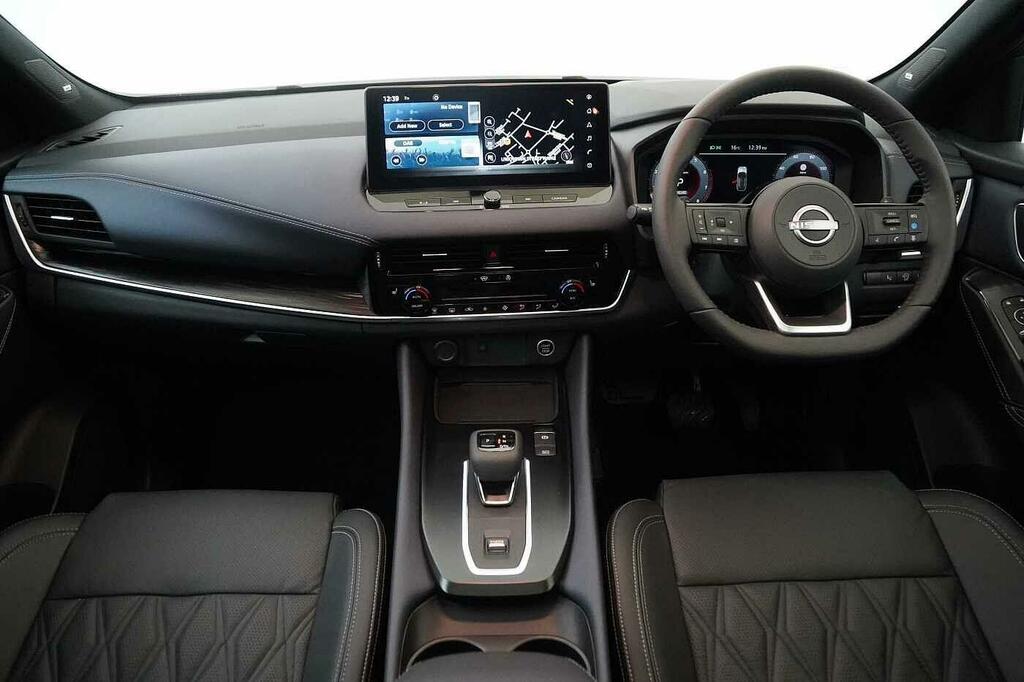 Nissan Qashqai 1.3 Dig-t 140Ps N-connecta White #14
