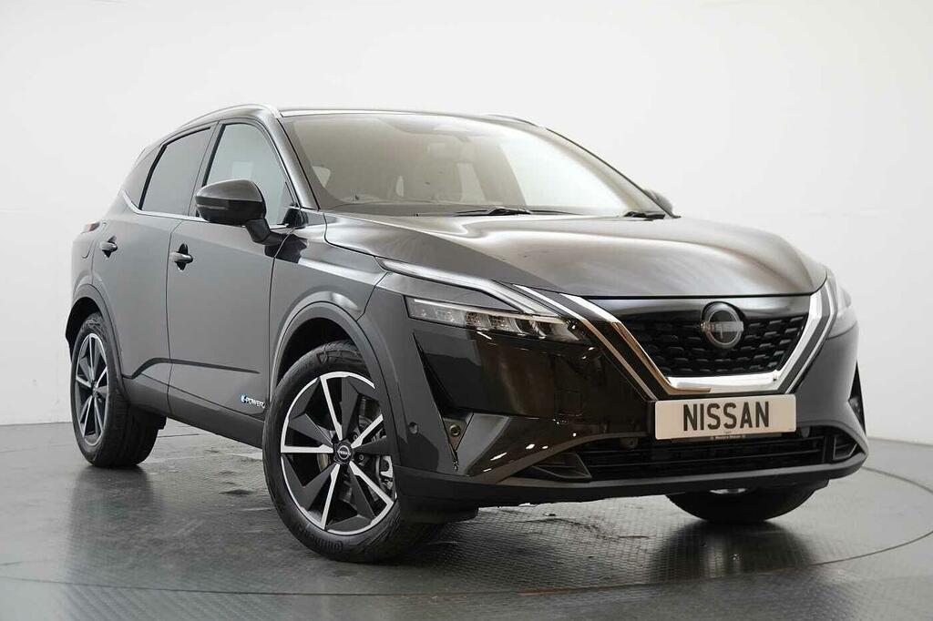 Nissan Qashqai 1.3 Dig-t Mh N-connecta Black #1