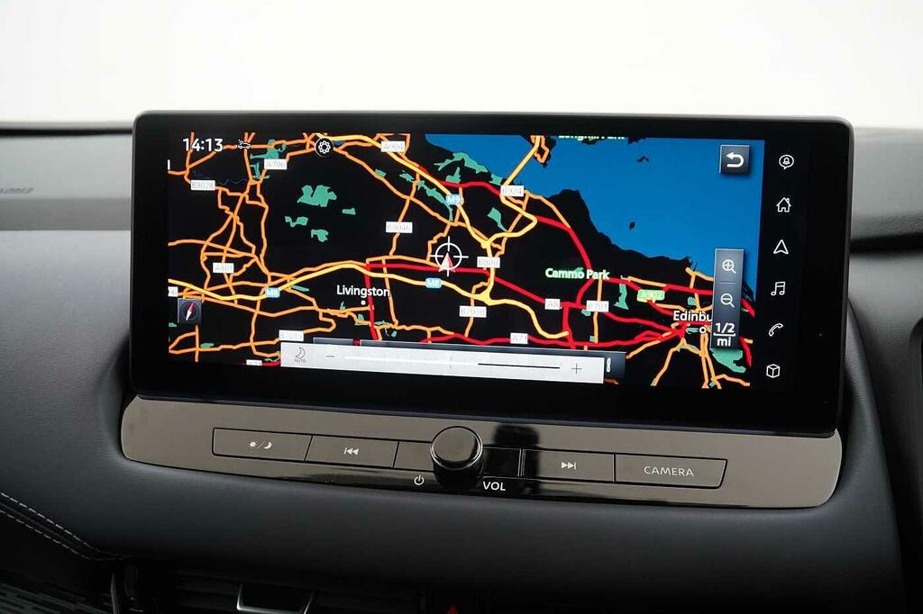 Nissan Qashqai 1.3 Dig-t Mh N-connecta Black #24