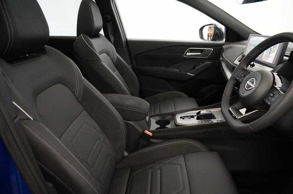 Nissan Qashqai 1.5 H E-power N-connecta Euro 6 Ss Black #18