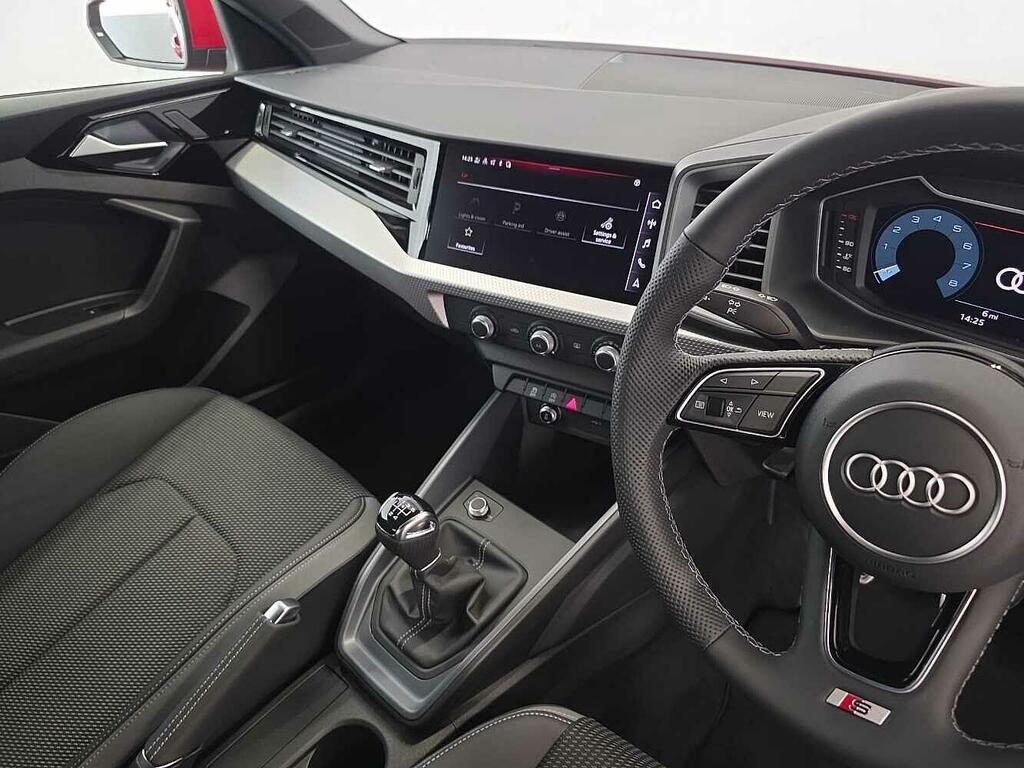 Audi A1 1.0 Tfsi 30 Black Edition Sportback S T Blue #8