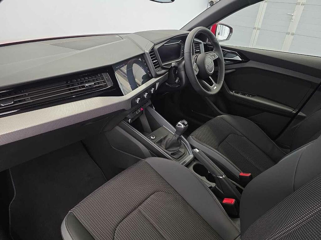 Audi A1 1.0 Tfsi 30 Black Edition Sportback S T Blue #2