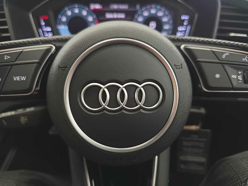 Audi A1 1.0 Tfsi 30 Black Edition Sportback S T Blue #31
