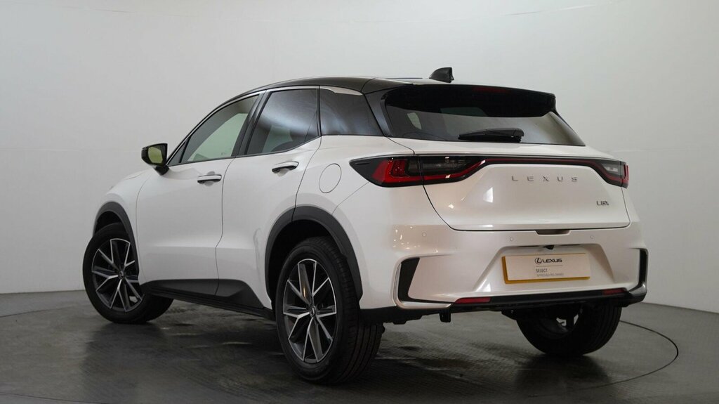 Lexus LBX 1.5 Vvt-ie Premium Plus E-cvt Euro 6 Ss White #3