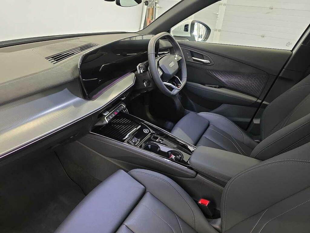 Audi Q3 Suv S Line Tfsi 150 Ps S Tronic White #2
