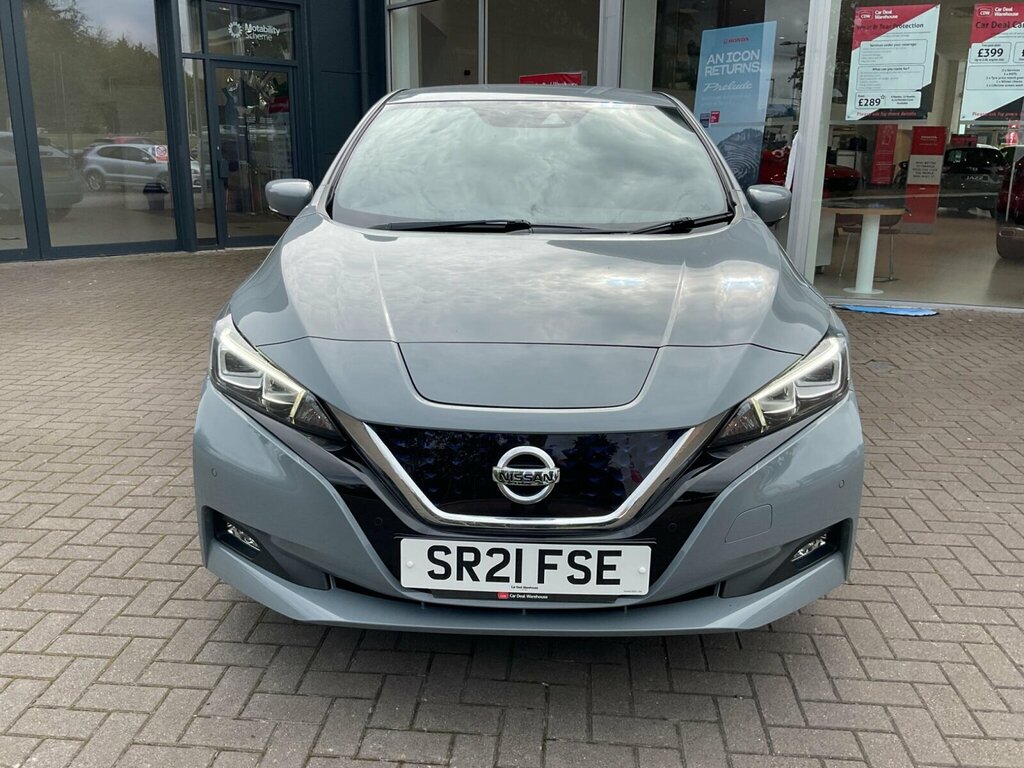 Nissan Leaf 40Kwh Tekna Grey #2