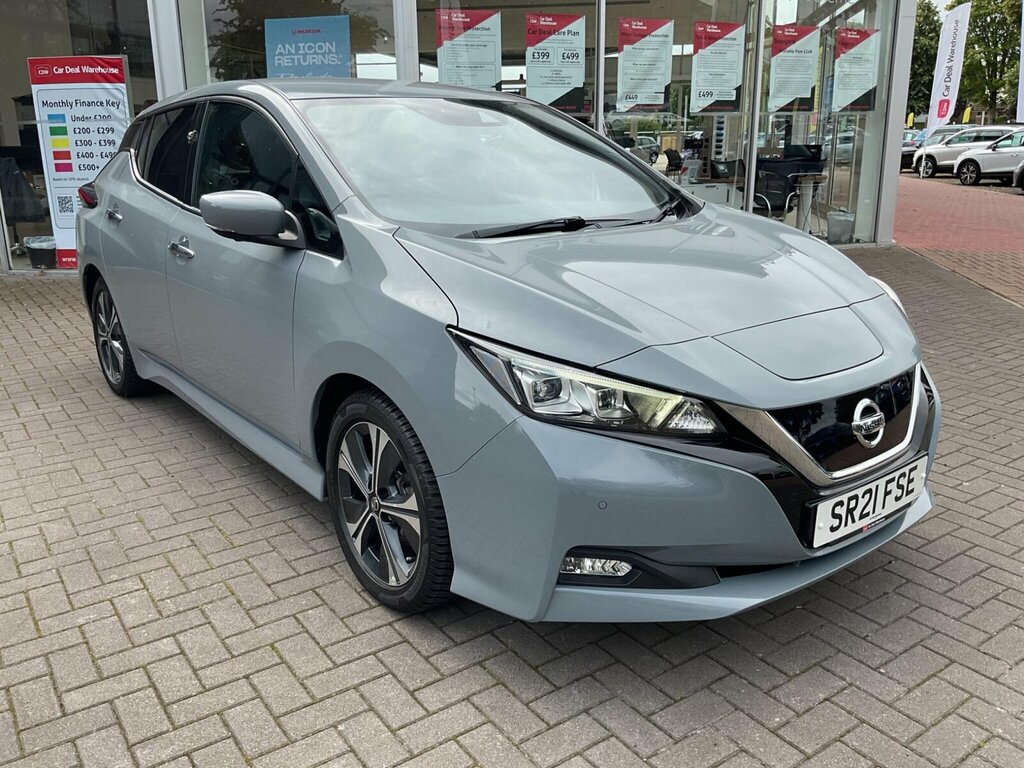 Nissan Leaf 40Kwh Tekna Grey